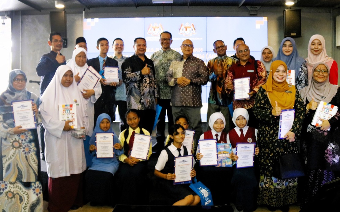 ADVANCE INTEGRATED NILAM SYSTEM (AINS) DI BAWAH PROGRAM MYHACKATHON 2022